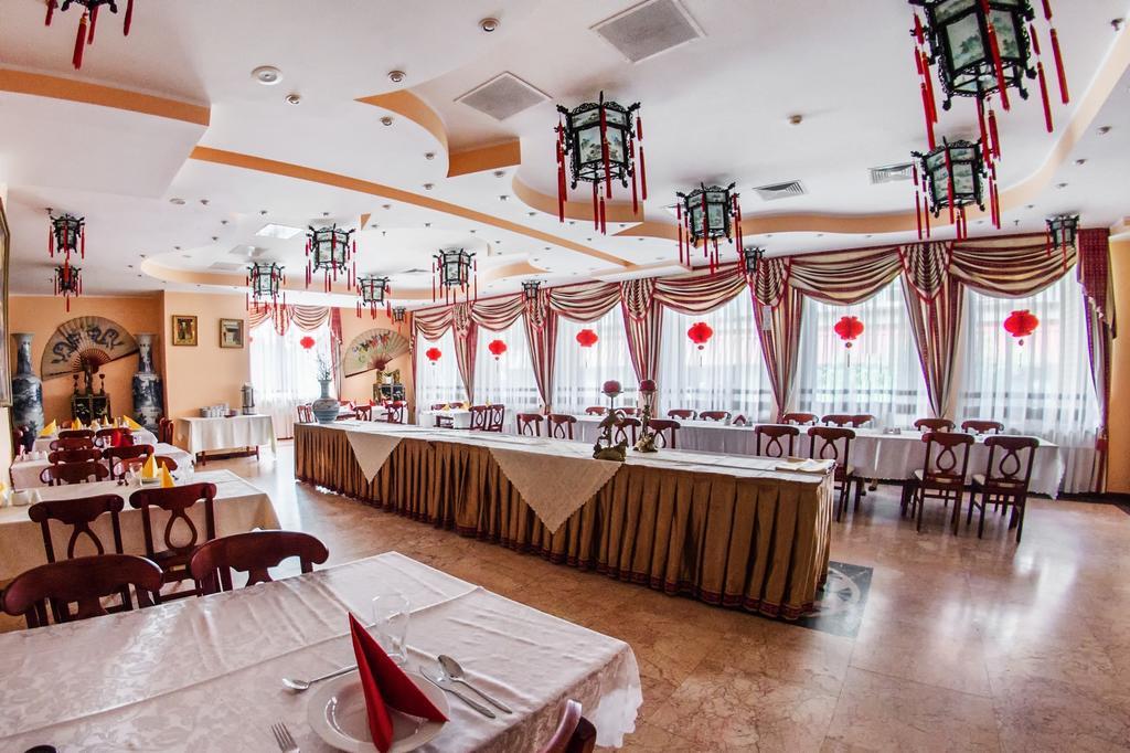 Hotel Pekin Wladyslawowo Luaran gambar